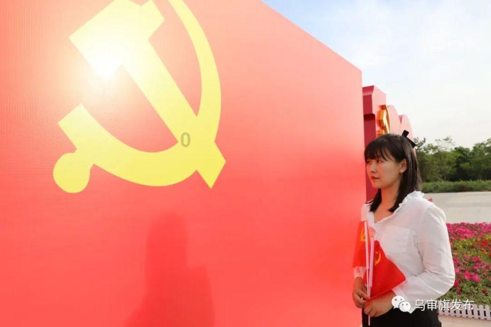 大陆最后2个军统女特务:1个晚年很幸福;1个嫁农民生8个孩子